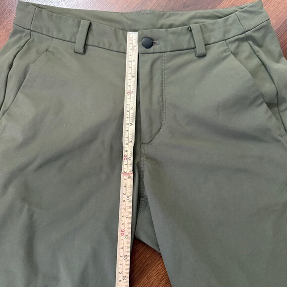 Lululemon Men's ABC Shorts 8.5" Flap Pocket Green Sz 32 Casual Golf Athleisure - Picture 4 of 7
